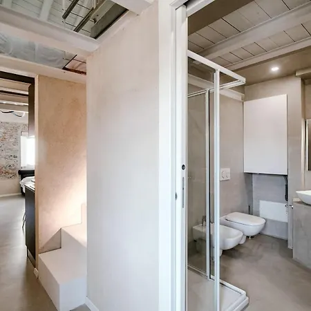 公寓 House Of Glass Cathedral View - The House Of Travelers